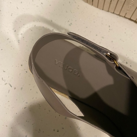 Vince Sandals - Picture 5 of 6